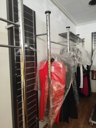 Mobiliario Tienda Modular Negro y Cromado