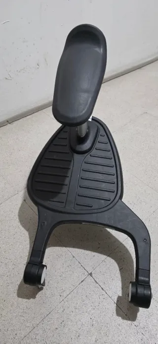 Patinete Boogabo con asiento para silla