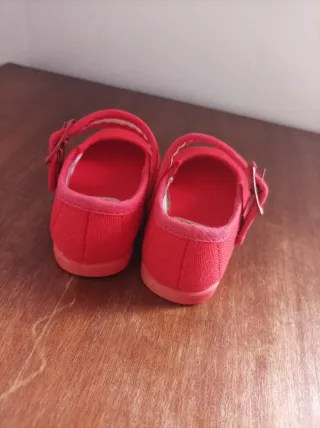 Merceditas Rojas Puchitos Talla 18