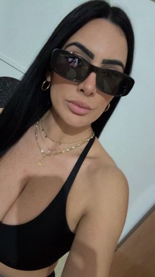 Gafas de sol Miu Miu negras