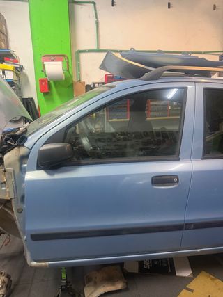 Puerta Izquierda Delantera Fiat Panda