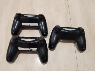 Comandi per console PS4, leggere la descrizione