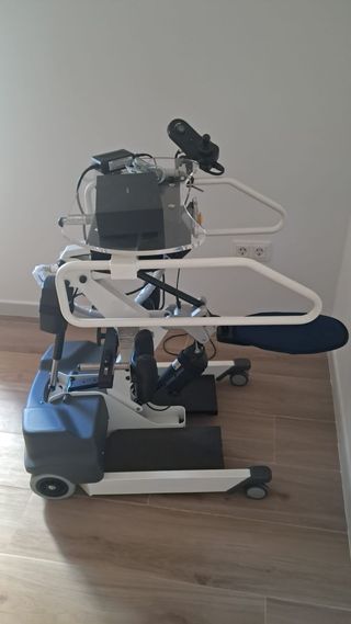 Bipedestador Struzzo 500 RC