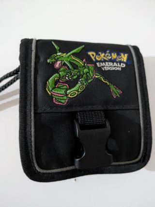 Game Boy Advance SP + Funda Pokémon