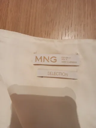 Mono de fiesta beige