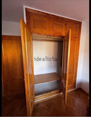 Alquilo habitacion en Parla, solo para CHICA sola,