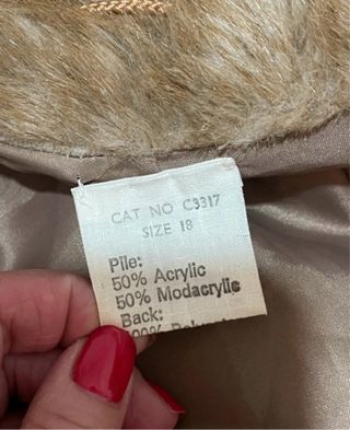 Abrigo pelo sintético Astraka vintage