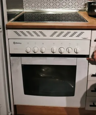 Horno y Vitrocerámica Balay