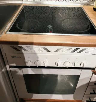 Horno y Vitrocerámica Balay