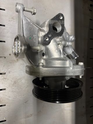 Bomba de Agua Original Opel Insignia