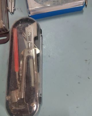 Lote de compases ROTRING, FACTIS, DFH, total 8