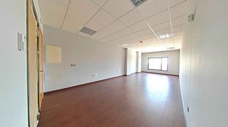Oficina en venta en Salteras