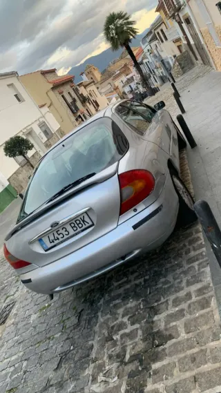 Ford Mondeo 2000