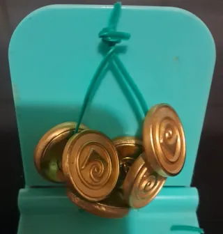 Botones antiguos dorados