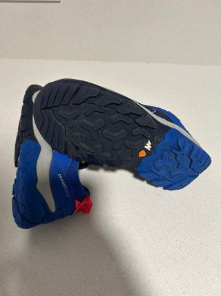 Zapatillas montaña niño impermeables