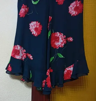Falda larga floral asimétrica volantes/ talla 42