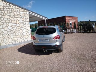 Nissan Qashqai+2 2009