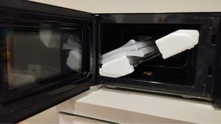 Microondas Hisense H20MOBP1HI Negro