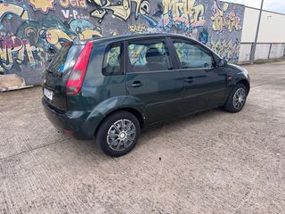 Ford Fiesta 2004