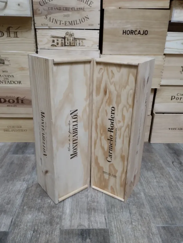 2 Cajas gigantes de madera con tapa corredera.