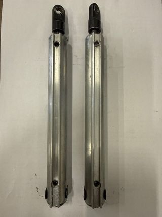 2 Cilindros Hidráulicos 307cc