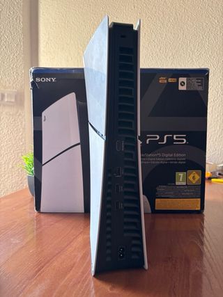 PS5 Slim Digital