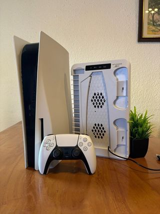 PS5 DISCO + BASE REFRIGERADORA