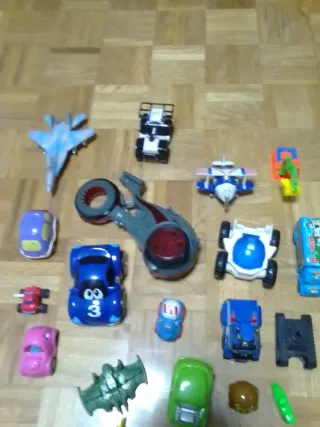 Lote coches y aviones infantiles