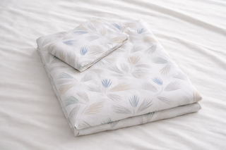 Funda nórdica y 2 fundas cojín estampado hojas