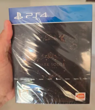 Dark Souls Trilogy PS4