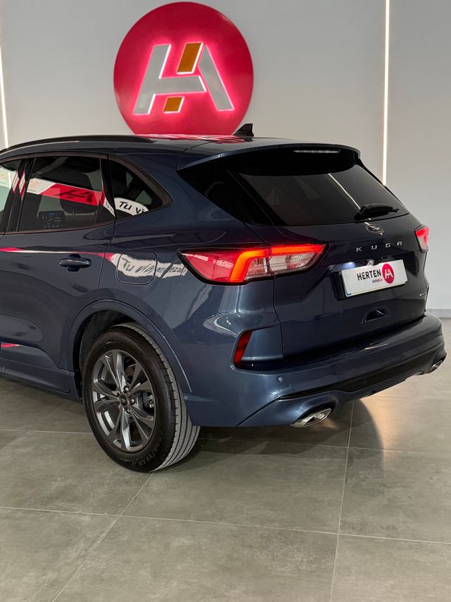 FORD Kuga STLine 2.5 Duratec FHEV 4x4 Auto