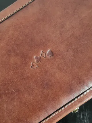 Set da poker in pelle e legno