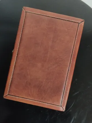 Set da poker in pelle e legno