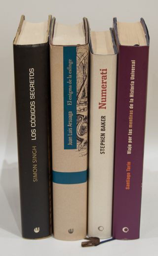 LOTE 4 LIBROS DE ENSAYO Y DIVULGACION CIENTIFICA.