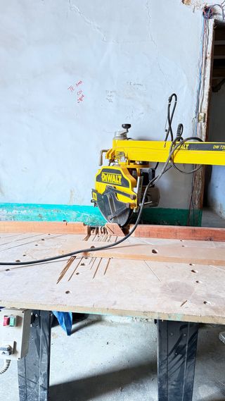 Sierra Ingletadora Dewalt DW729