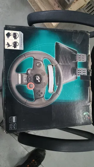 Logitech Driving Force GT Volante