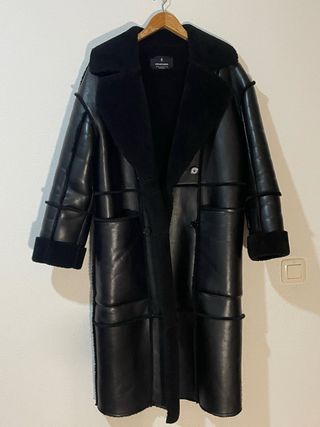 Abrigo doble faz negro Stradivarius