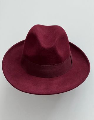 Sombrero burdeos