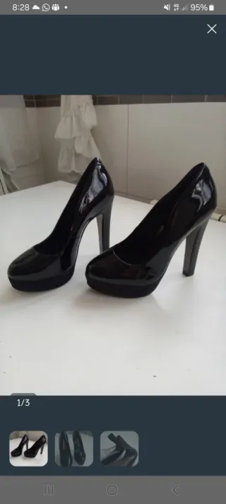 Tacones negros Buffalo