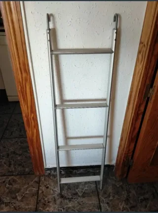 Escalera para autocaravana