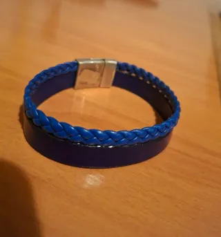 Pulsera de cuero trenzado azul