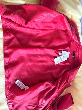 Cazadora Biker Roja Stradivarius Talla M