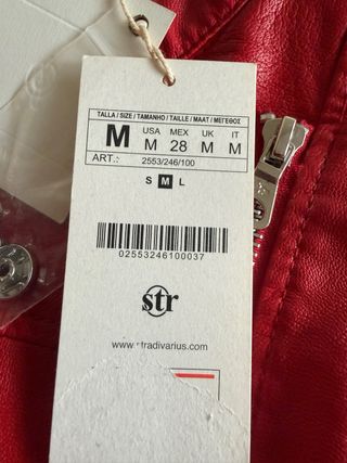 Cazadora Biker Roja Stradivarius Talla M
