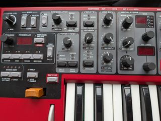 Nord Lead A1 Sintetizador Analógico