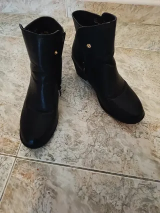 Botines de piel negros talla 38