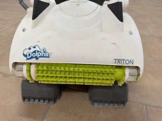 Dolphin Triton limpiafondos piscina profesional