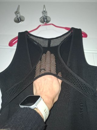 Vestido midi negro sin etiqueta