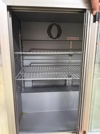 Armario expositor refrigerado