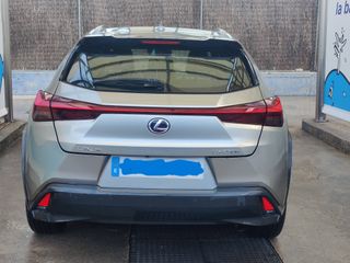 Lexus UX 2020