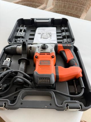 Taladro Percutor Black+Decker 1250W SDS-PLUS